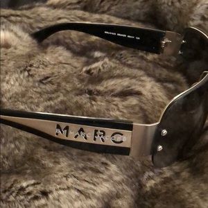 Marc Jacobs sunglasses 😎